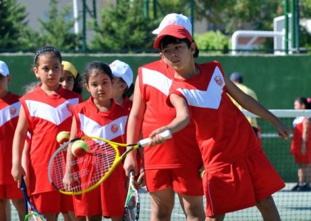 Kepez'de kış spor okulu kayıtları başladı