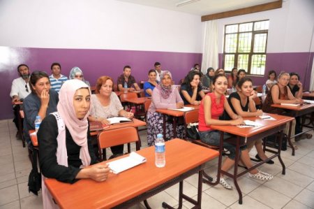 Kepez'de mesleki eğitim kurslarında bu dönem 70 branş bulunuyor