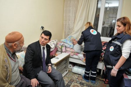 Kepez’de yaşayan 3 bin yaşlıya evde sağlık hizmeti verildi