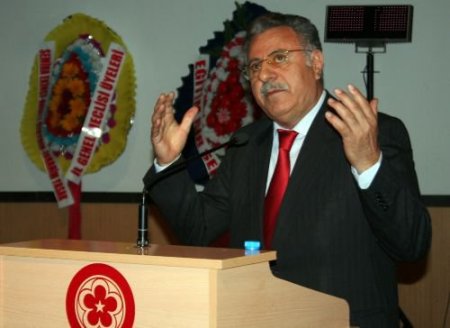 Kerbela Sempozyumu'nda Konuşan Bakan Çelik: Kerbela Olayı Bir Zulümdür