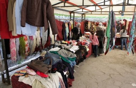 Kermesler fakirin alışveriş, öğrencinin umut kapısı oluyor