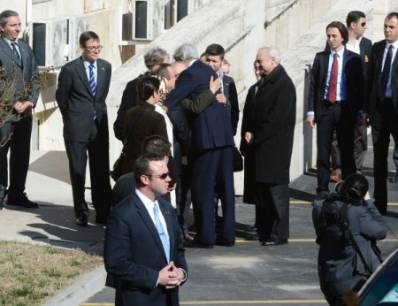 Kerry, terör saldırısında ölen Akarsu’yu anma törenine katıldı