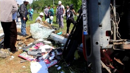 Keşap Tüneli çıkışında kaza: 1 ölü