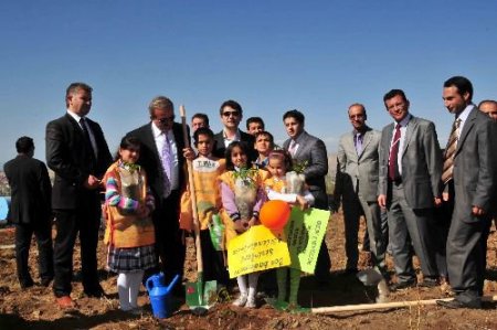 Kevenli Köyü'nde 32 Bin Ceviz Fidanı Toprakla Buluştu