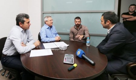 Kezman, Fenerbahçe Kulübü'nü ziyaret etti