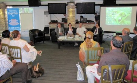 Kıbrıslı Türk Ve Rum İşadamları, Ara Bölge'de Bir Araya Geldi