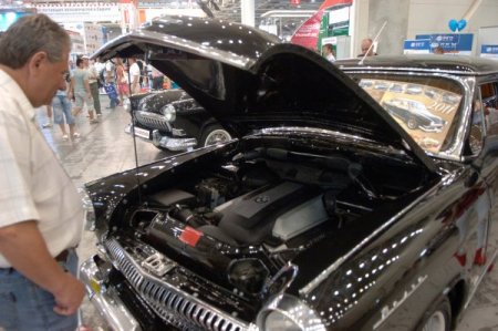 Kiev Otomobil Fuarı Renkli Görüntülerle Son Buldu