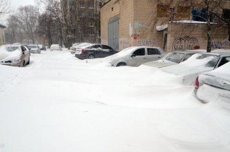 Kiev’de olağanüstü hal ilan edildi