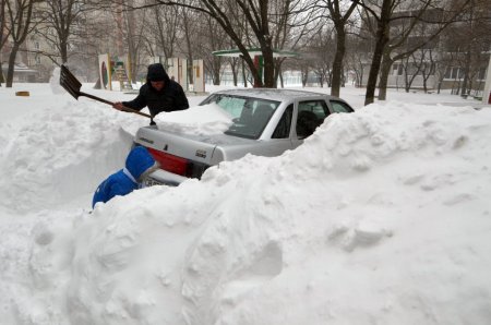 Kiev’de olağanüstü hal ilan edildi