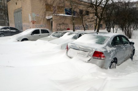 Kiev’de olağanüstü hal ilan edildi