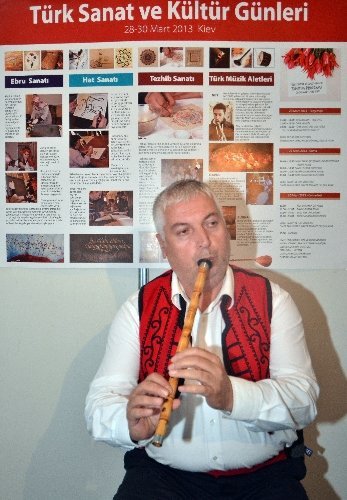 Kiev’de Türk kültür ve sanat günleri coşkulu geçti