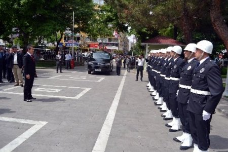 Kılıç: Bu ülkenin gençlerini bayramın baş aktörü haline getirdik