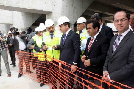 Kılıç: Mersin problemsiz bir şekilde Akdeniz Oyunları'na hazır hale geliyor