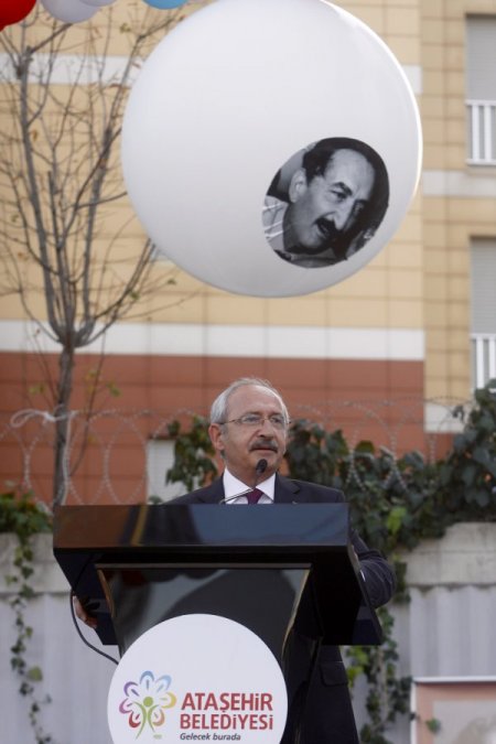 Kılıçadaroğlu: AK Parti belediyeleri ancak yolsuzlukta iz bırakır