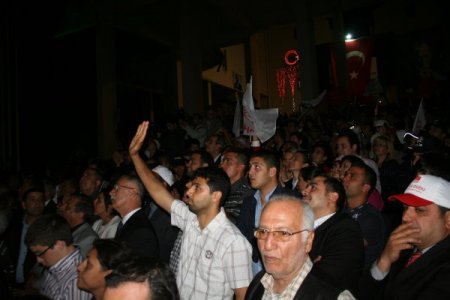 Kılıçaroğlu: Daha Güçlü Bir Ordu Kuracağız