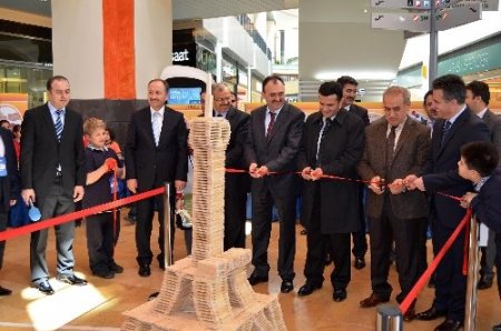 Kılıçaslan Eğitim Kurumları akıl oyunları sergisinin ikincisini açtı