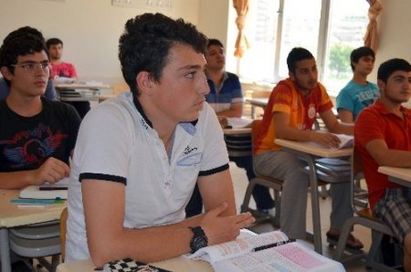 Kılıçaslan Eğitim Kurumları’nın yaz kurslarına rekor katılım