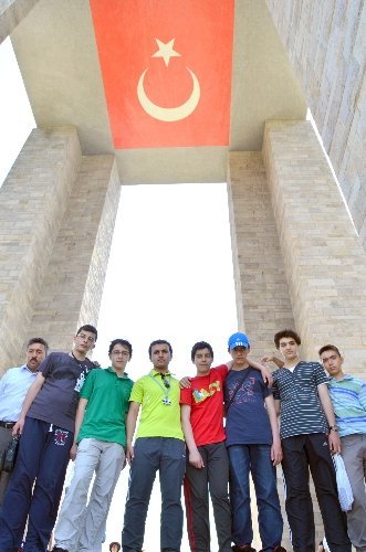 Kılıçaslanlı öğrencilerden Çanakkale çıkarması