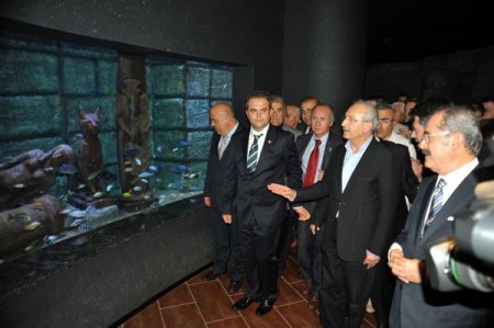 Kılıçdaroğlu, Antalya Akvaryum’un açılışını yaptı
