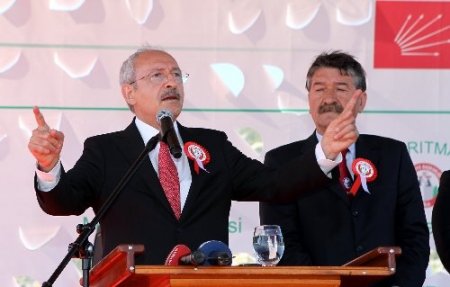 Kılıçdaroğlu, CHP'li belediyelere yönelik operasyonlara tepki gösterdi