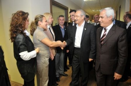 Kılıçdaroğlu, Nilüfer Belediyesi'ni Ziyaret Etti