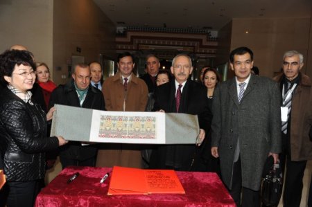 Kılıçdaroğlu, Sincan Müzesi’ni gezdi