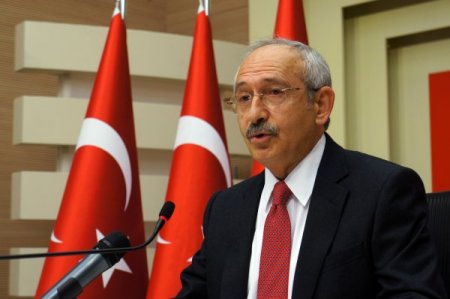 Kılıçdaroğlu: Başbakan demokrasiden şikayet ediyor