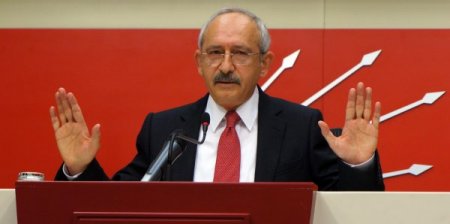 Kılıçdaroğlu: Başbakan demokrasiden şikayet ediyor