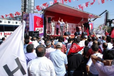 Kılıçdaroğlu Batman'da 40 Derece Sıcakta Konuştu