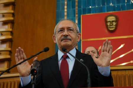 Kılıçdaroğlu: Biz vatanına sahip çıkan kadınlardan yanayız