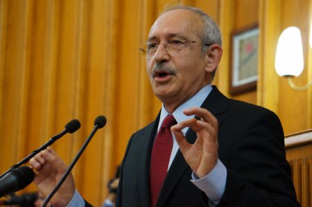 Kılıçdaroğlu: Biz vatanına sahip çıkan kadınlardan yanayız