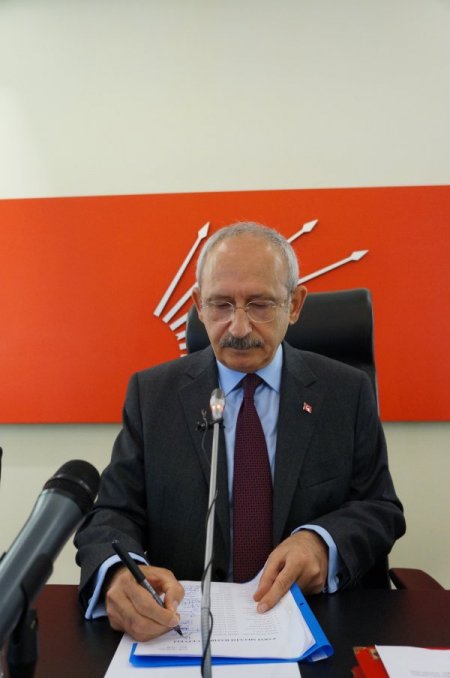 Kılıçdaroğlu: Bozkırın Tezenesi, türkülerin dili sustu