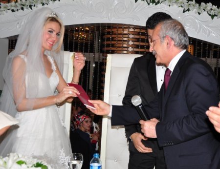 Kılıçdaroğlu: Büyükşehir Yasası'nı Anayasa Mahkemesi'ne götüreceğiz