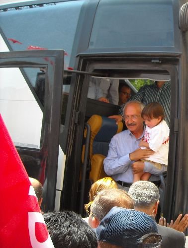Kılıçdaroğlu: Çiftçi İcra Dosyalarında Boğuldu