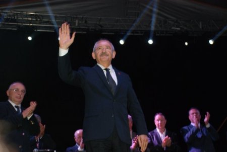 Kılıçdaroğlu: Elimde bayrak yurttaşlarımın arasında olacağım