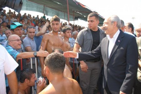 KIlıçdaroğlu: Gazetecilere ambargo uygulanmasını içime sindiremedim