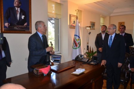 Kılıçdaroğlu: Hayvanı bıraktık, saman ithal eder hale geldik