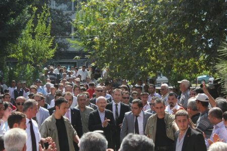 Kılıçdaroğlu: Hesap vermekten kaçan adamı sakın ola yönetici yapmayın