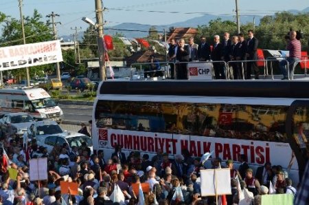 Kılıçdaroğlu: Köylü, AKP'nin süpürgesi oldu