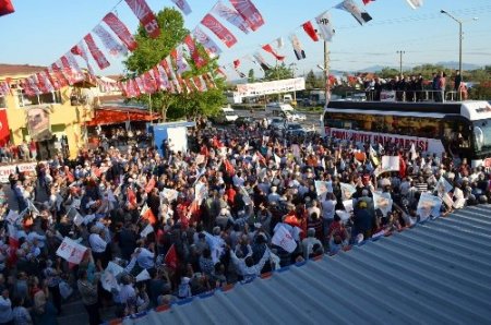 Kılıçdaroğlu: Köylü, AKP'nin süpürgesi oldu