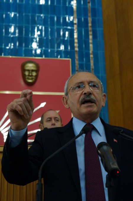 Kılıçdaroğlu: Türkiye'yi güçlü kılan tezkere değil demokrasisidir