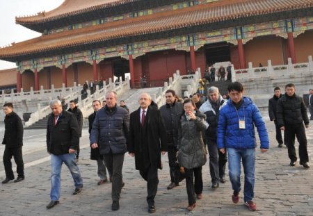 Kılıçdaroğlu Yasak Şehir'i gezdi