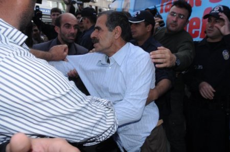 Kılıçdaroğlu'na Etro Marka Gömleğin Hesabını Sordu