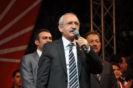 Kılıçdaroğlu'ndan Şimdi De Ev Hanımlara Maaş Vaadi