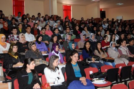 Kilis 7 Aralık Üniversitesi’nde 'Diksiyon ve Etkili İletişim' eğitimi