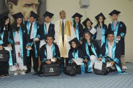 Kilis Üniversitesi 540 Öğrenciyi Mezun Etmenin Sevincini Yaşıyor