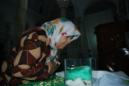 Kiliseye Çevrilen Camide Sakal–ı Şerif İzdihamı Yaşandı