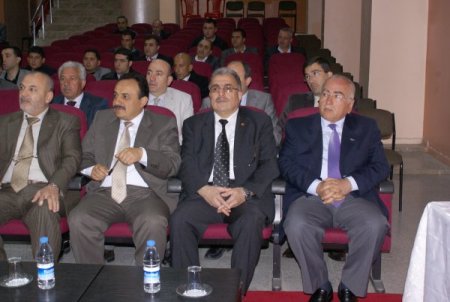 Kilis’te Sınır Ticareti Semineri Verildi