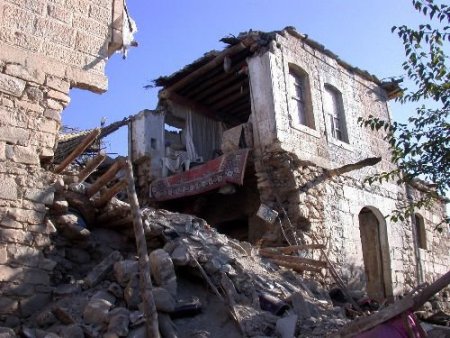 Kilis'teki Göçükte 4 Çocuğu Ve Gelinini Kaybeden Kadir Yılmaz: Arkadaşımla Bayramlaşmaya Gitmiştim