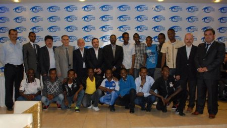 Kimse Yok Mu, bağışçılarına teşekkür plaketi verdi